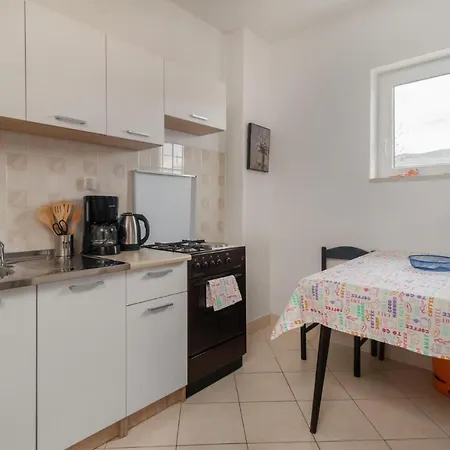 Apartament Gorgeous In Novi Vinodolski